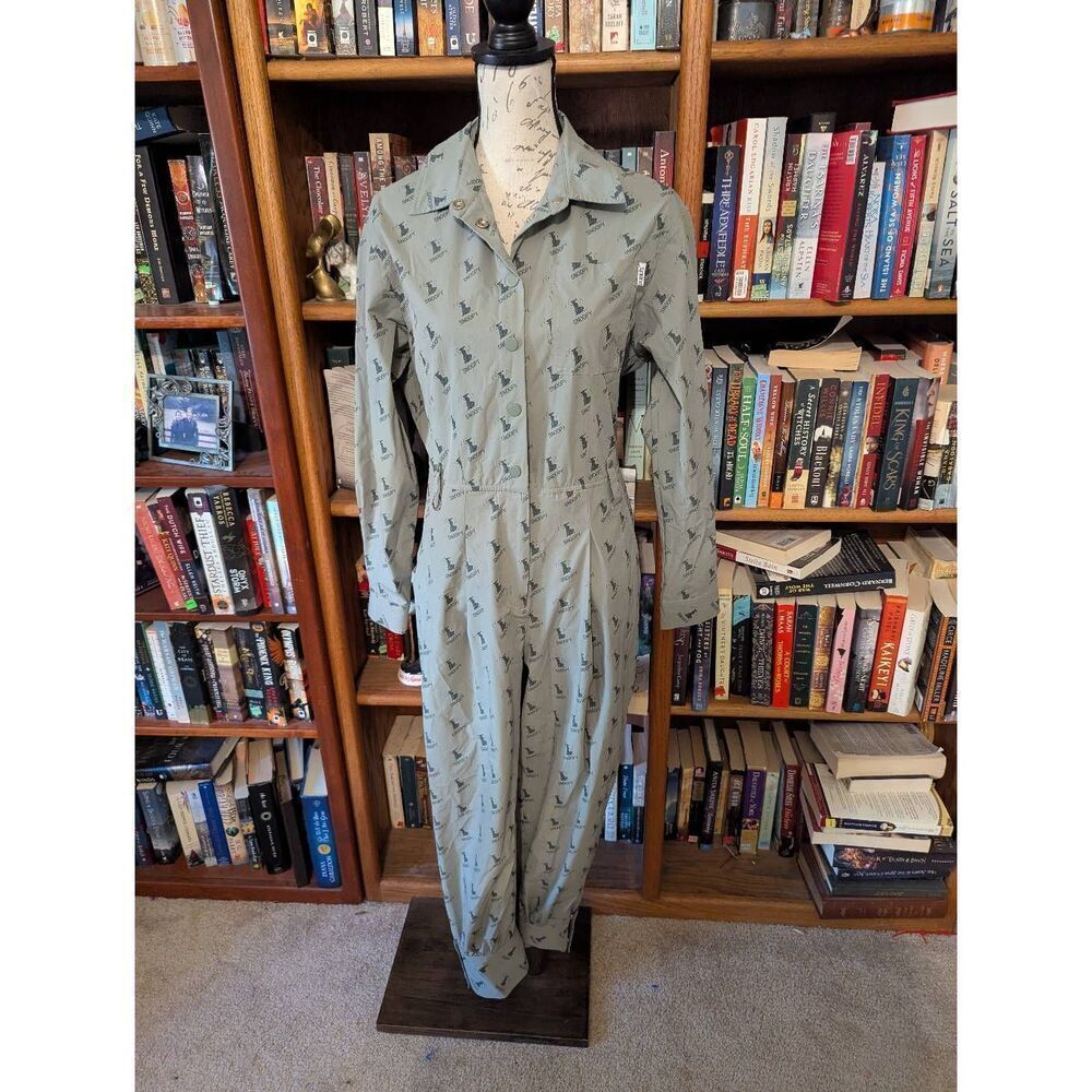 N-One X Snoopy Women’s Size Medium Gray Snoopy All Over Print Jumpsuit